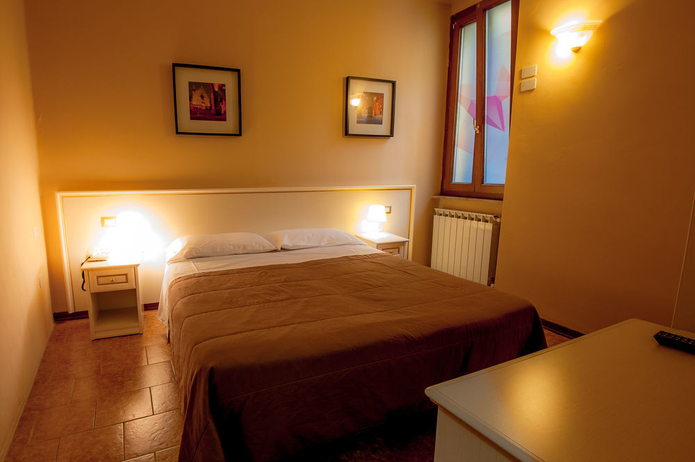 Hotel Astoria Cremona Dış mekan fotoğraf